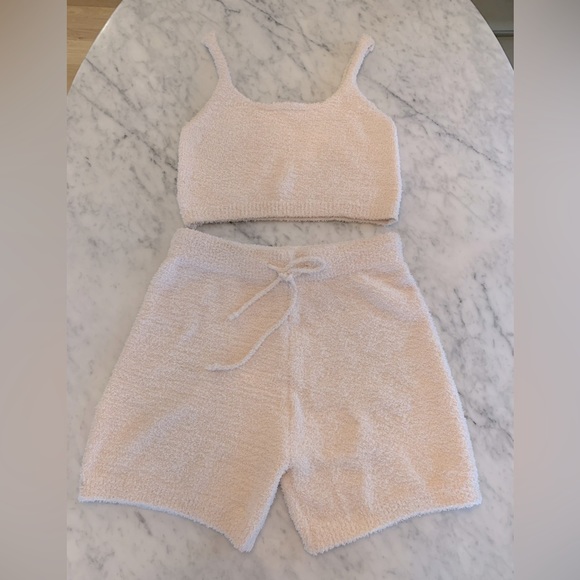 Fashion Nova cropped tank + short set in fuzzy squishy cozy cream size XL - Picture 9 of 9